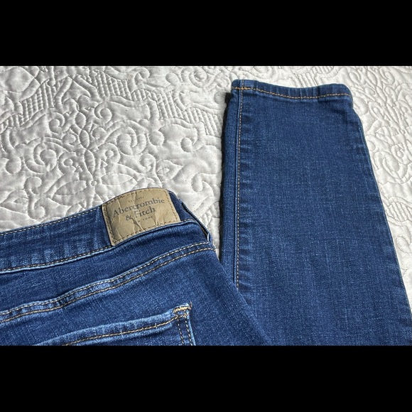 Abercrombie & Fitch Skinny Jeans Size:6A - Picture 16 of 16